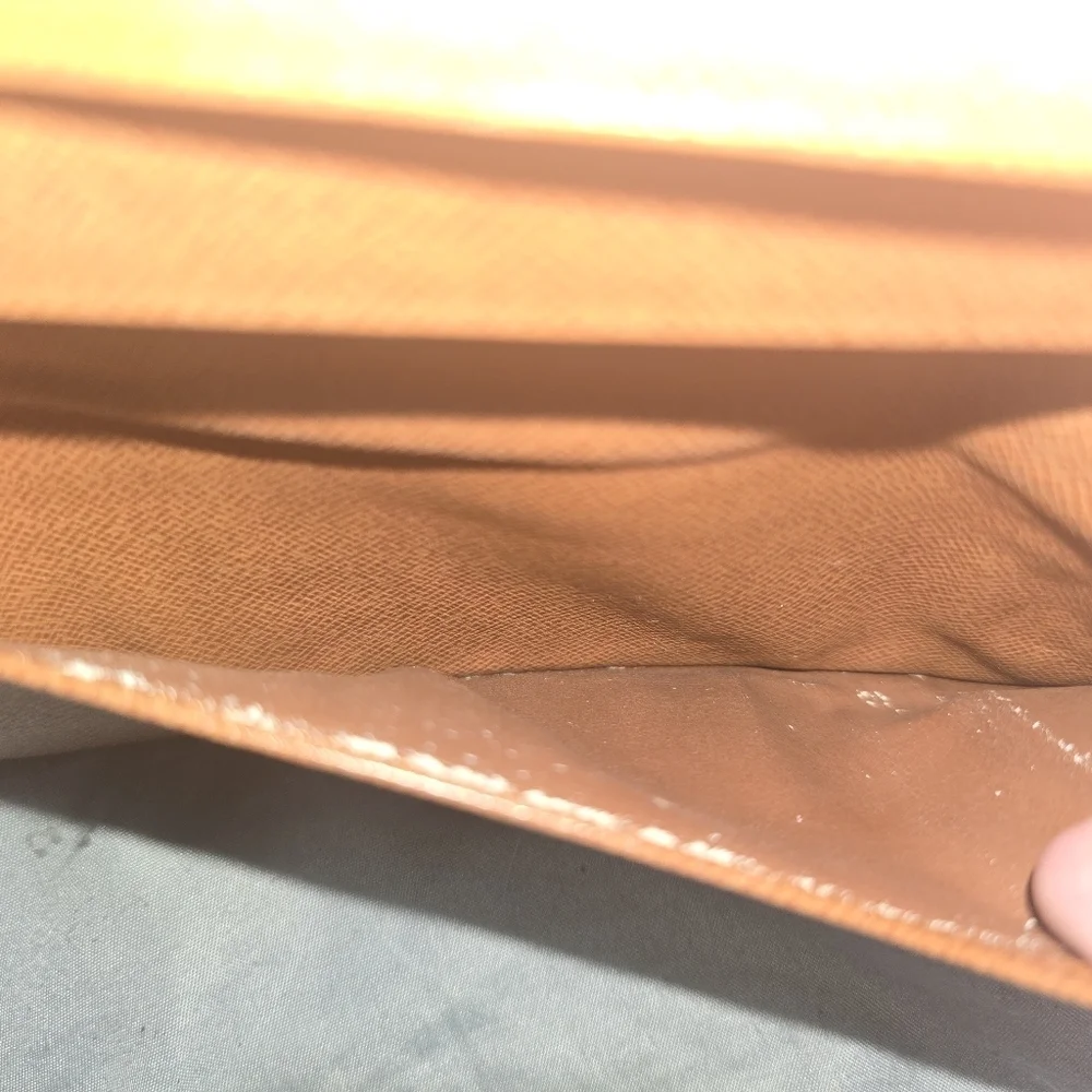 Authentic Louis Vuitton Monogram Card And Currency Wallet